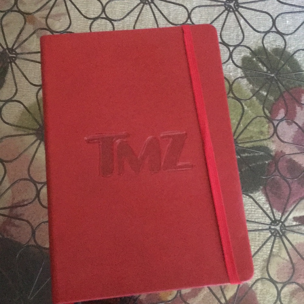 Leeman TMZ notebook